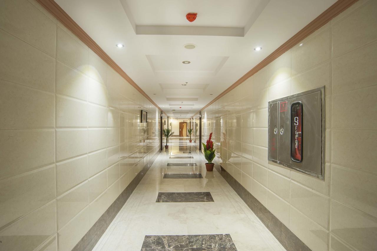 Al Ezzah Palace Hotel Suites 제다 외부 사진