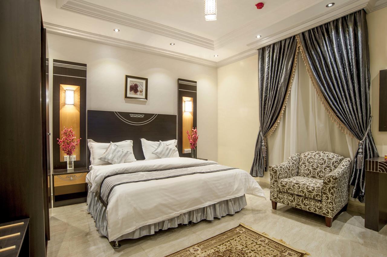 Al Ezzah Palace Hotel Suites 제다 외부 사진