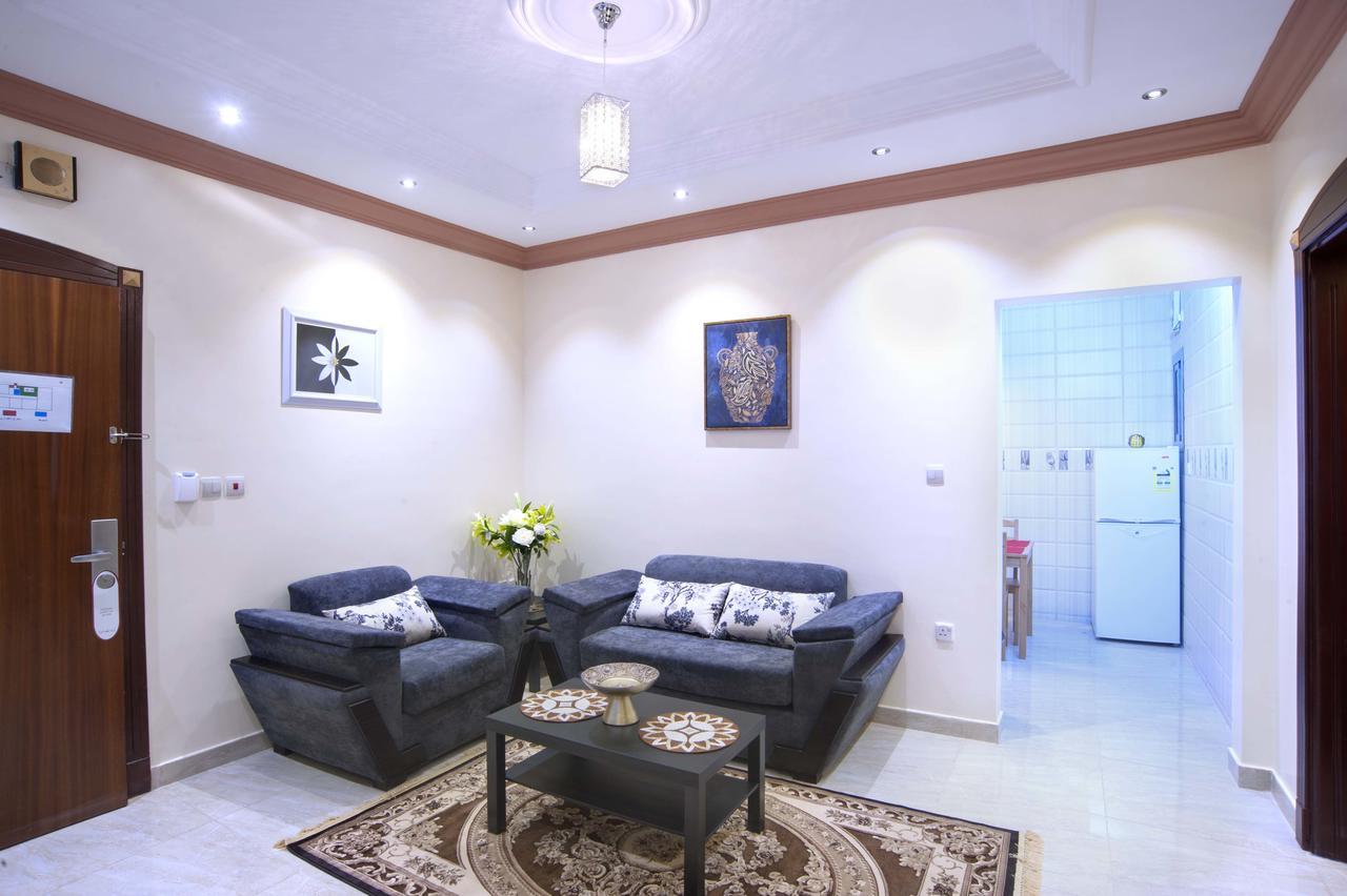 Al Ezzah Palace Hotel Suites 제다 외부 사진