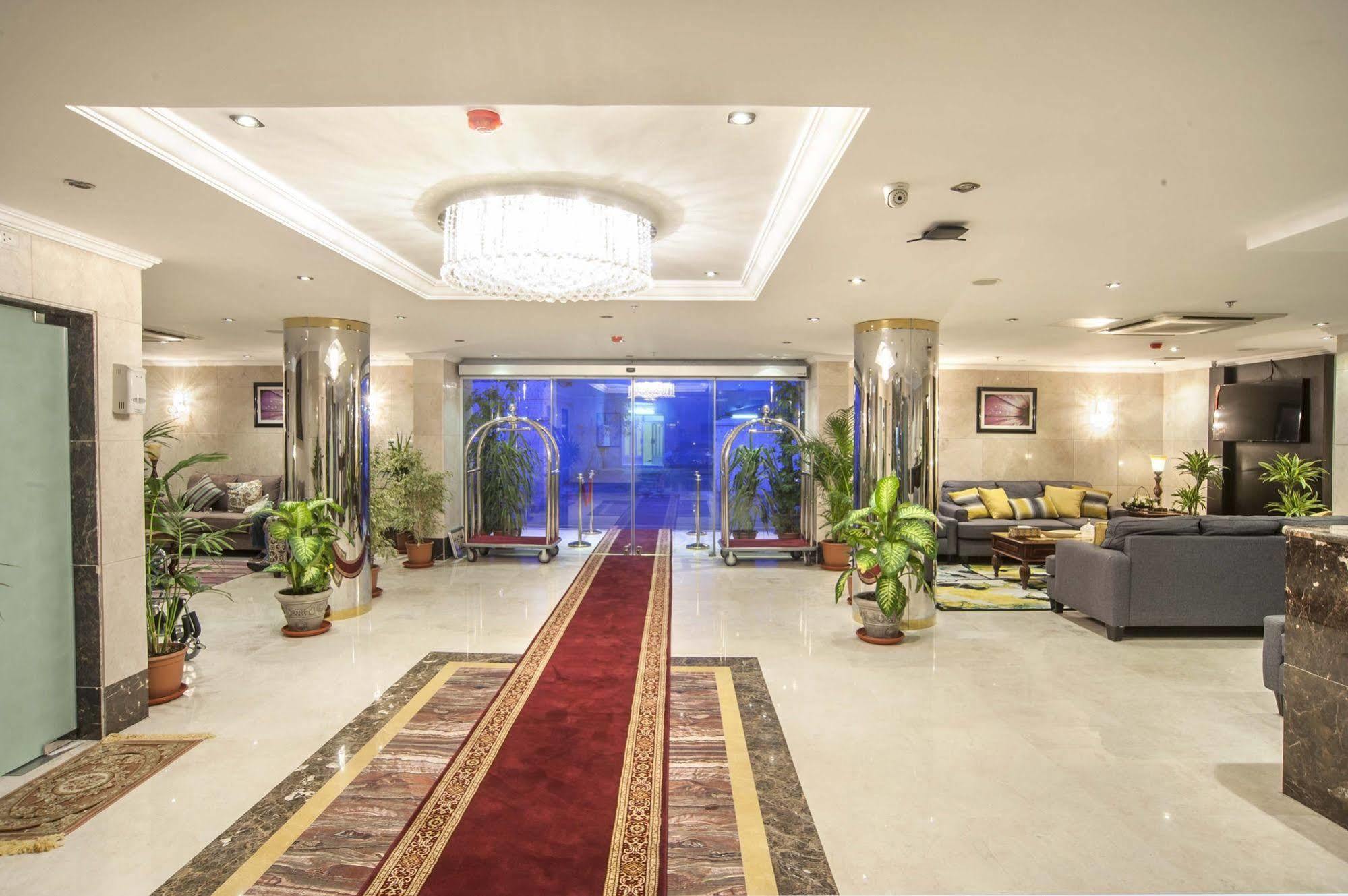 Al Ezzah Palace Hotel Suites 제다 외부 사진